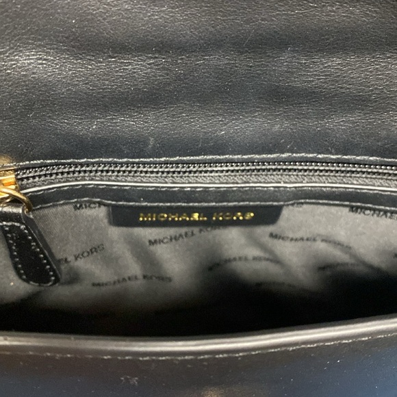 Michael Kors SLOAN MEDIUM RUFFLE TOP HANDLE SATCHEL - Picture 5 of 6